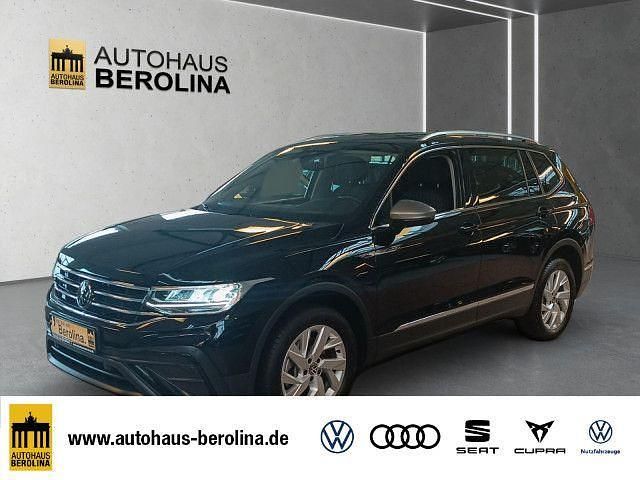 Schwarz Gebraucht 2024 VW Tiguan Allspace Life SUV | 38.888 € (Superpreis) - Bild 1/4
