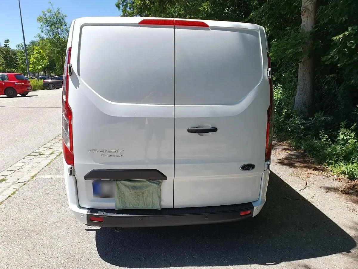 Gebraucht Ford Transit Custom 105 PS (77 kW) 2020 Weiß Kombi