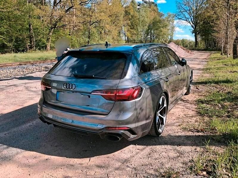 Gebraucht Audi RS4 Competition 450 PS (330 kW) 2024 Grau Kombi