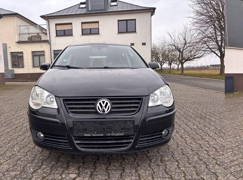 Gebraucht VW Polo Comfortline 69 PS (50 kW) 2009 Schwarz Kleinwagen