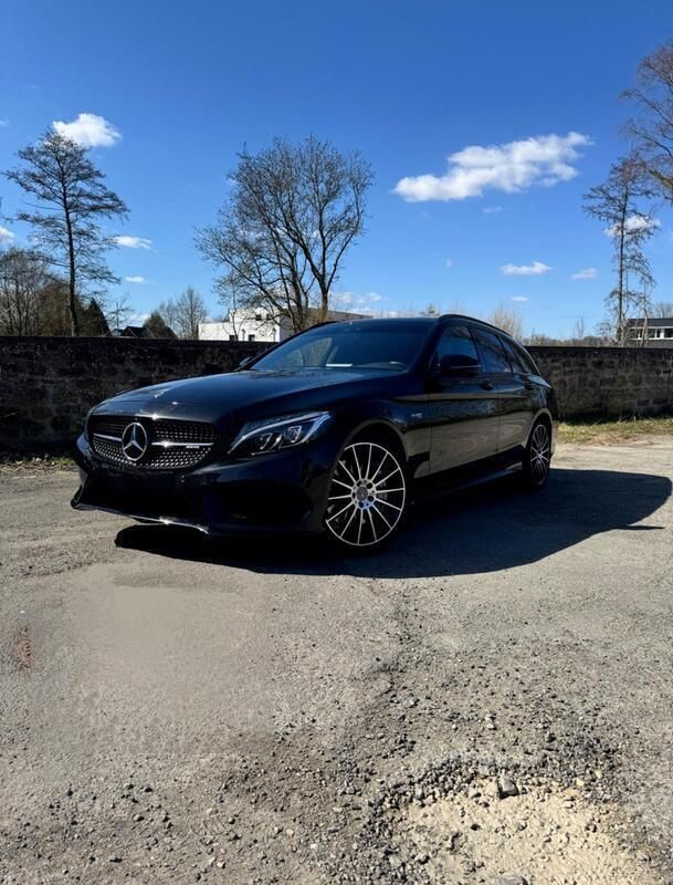 Schwarz Gebraucht 2017 Mercedes C43 AMG AMG Kombi | 30.000 € (Guter Preis) - Bild 1/4