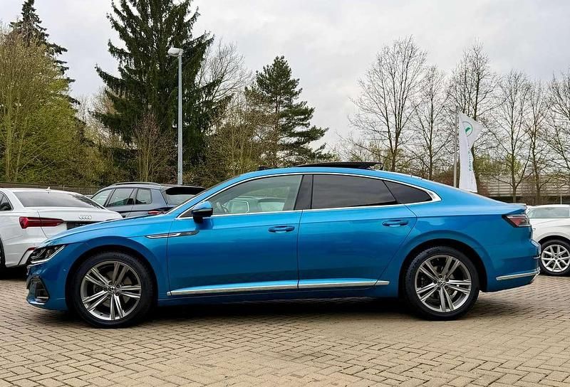 Gebraucht VW Arteon R-line 190 PS (139 kW) 2022 Eisvogelblau metallic Limousine