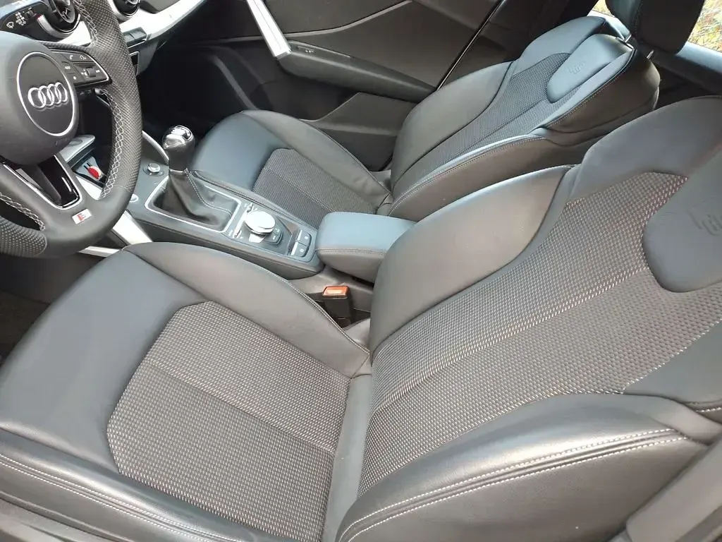 Gebraucht Audi Q2 Advanced 150 PS (110 kW) 2023 Weiß SUV
