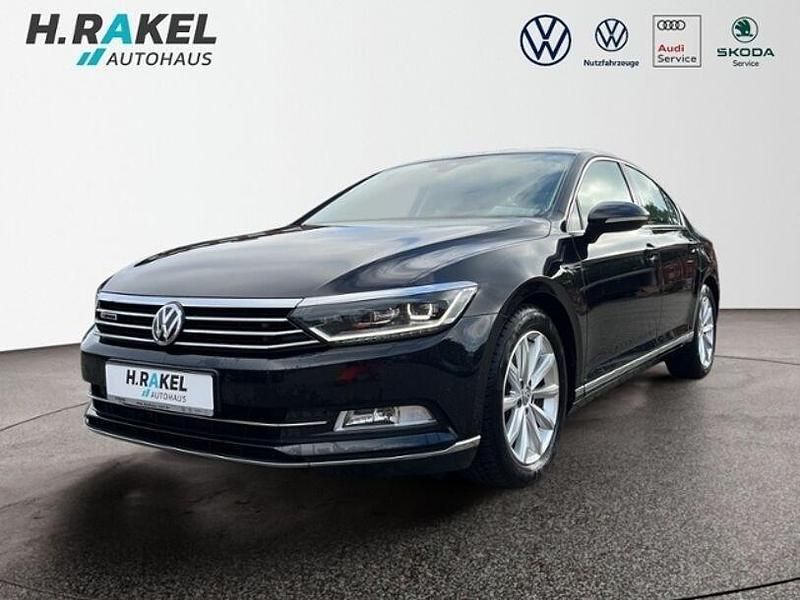 Schwarz Gebraucht 2015 VW Passat Comfortline Limousine | 14.950 € (Fairer Preis) - Bild 1/4