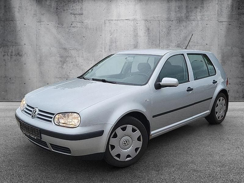 Silber Gebraucht 2000 VW Golf IV Edition Limousine | 800 € (Superpreis) - Bild 1/4