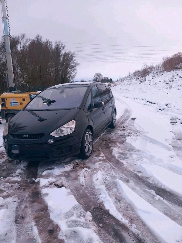 Gebraucht Ford S-MAX 140 PS (102 kW) 2007 Schwarz Van / Kleinbus
