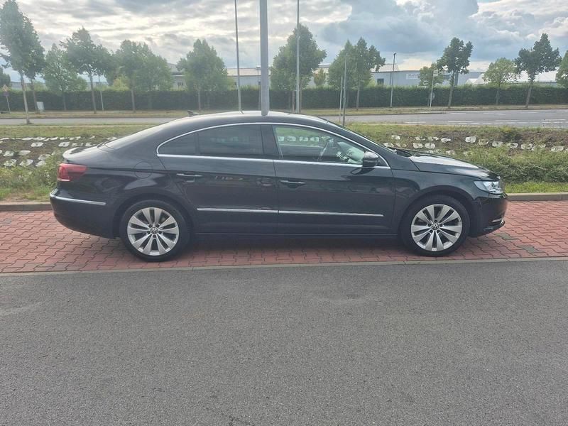 Schwarz Gebraucht 2014 VW Passat Coupé | 8.299 € (Guter Preis) - Bild 1/4