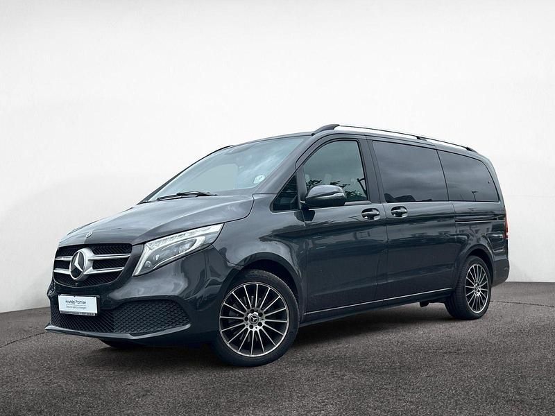Andere farbe Gebraucht 2022 Mercedes V300 Van / Kleinbus | 54.990 € (Superpreis) - Bild 1/2