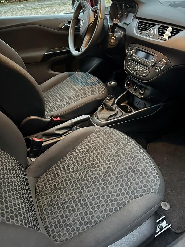 Gebraucht Opel Corsa 69 PS (50 kW) 2018 Rot Kleinwagen