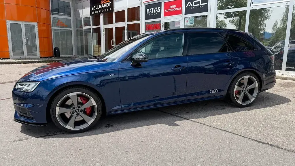 Gebraucht Audi S4 Sport 354 PS (260 kW) 2017 Navarrablau Kombi