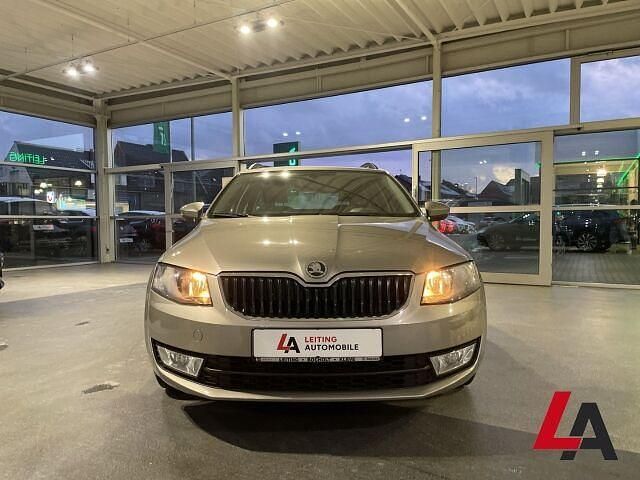 Gebraucht Skoda Octavia Soleil 116 PS (85 kW) 2014 Blau Kombi