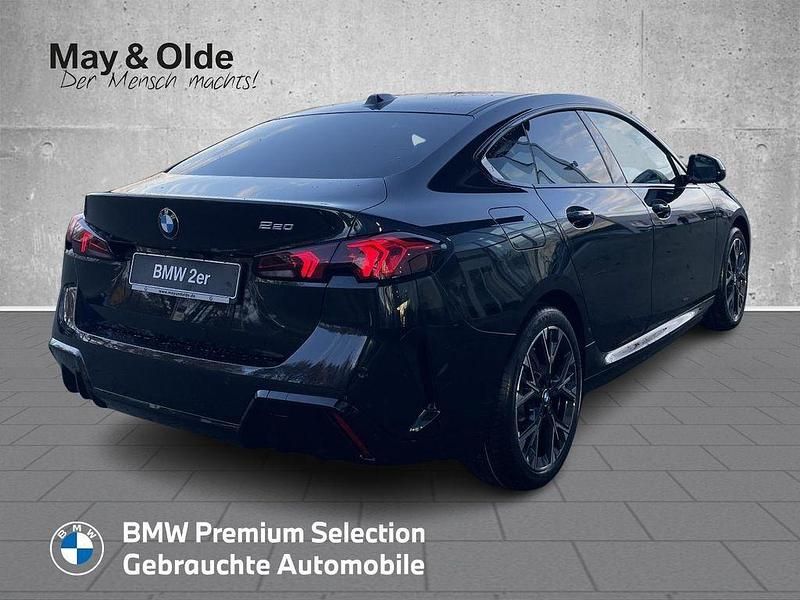 Neu BMW 220 Performance 170 PS (125 kW) 2025 Schwarz Coupé