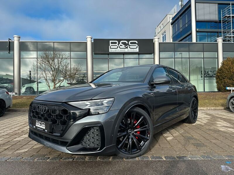 Grau Gebraucht 2025 Audi Q8 Sport SUV | 89.490 € - Bild 1/4