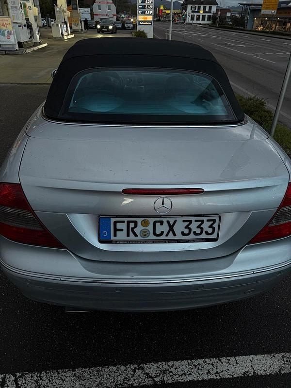 Gebraucht Mercedes CLK350 272 PS (200 kW) 2005 Cabrio
