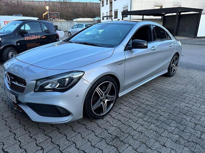 Gebraucht Mercedes CLA250 218 PS (160 kW) 2017 Silber Limousine