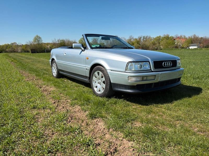 Second-hand Audi 80 115 CP (84 kW) 1997 Argintiu Cabrio