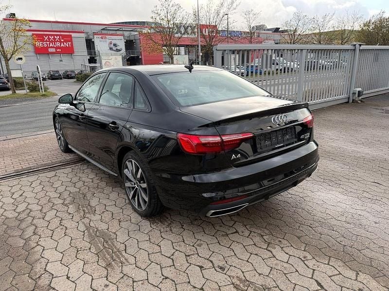 Gebraucht Audi A4 S-Line 204 PS (150 kW) 2023 Schwarz Limousine