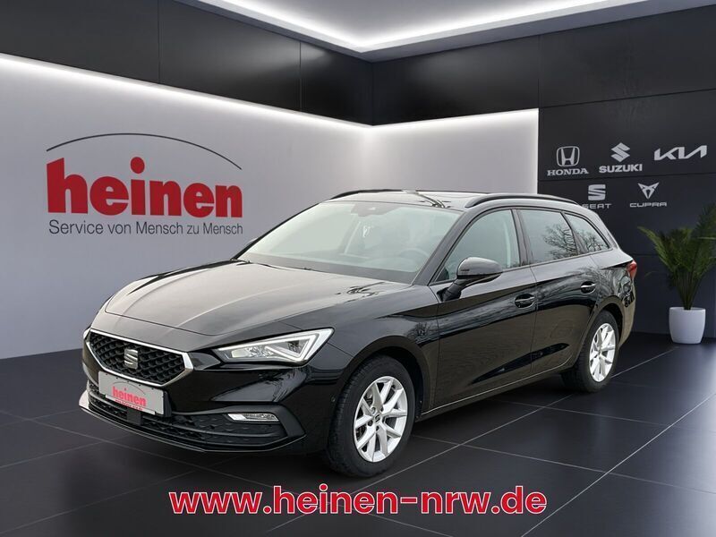 Schwarz Gebraucht 2023 Seat Leon Style Limousine | 27.209 € (Teuer) - Bild 1/4