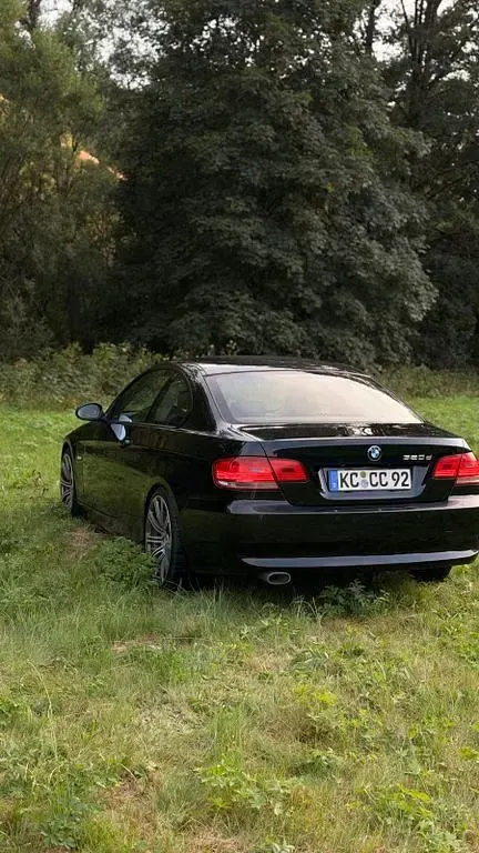 Gebraucht BMW 320 M Sport 177 PS (130 kW) 2009 Schwarz Coupé