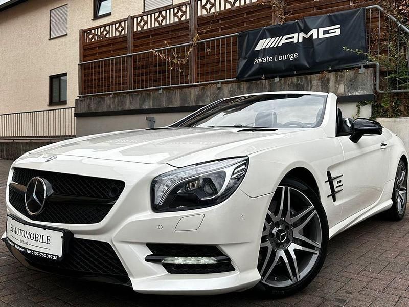 Designo diamantweiß metallic Gebraucht 2014 Mercedes SL500 AMG Cabrio | 51.989 € (Teuer) - Bild 1/4