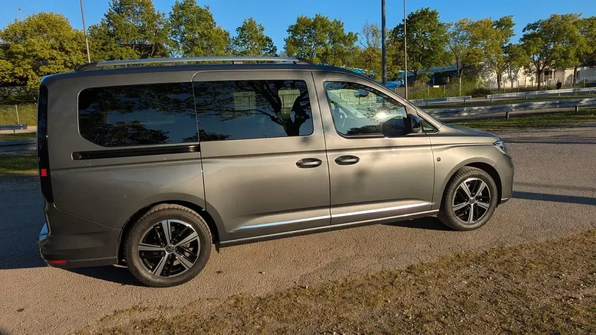 Brugt VW Caddy Maxi 114 HK (83 kW) 2022 Grå MPV