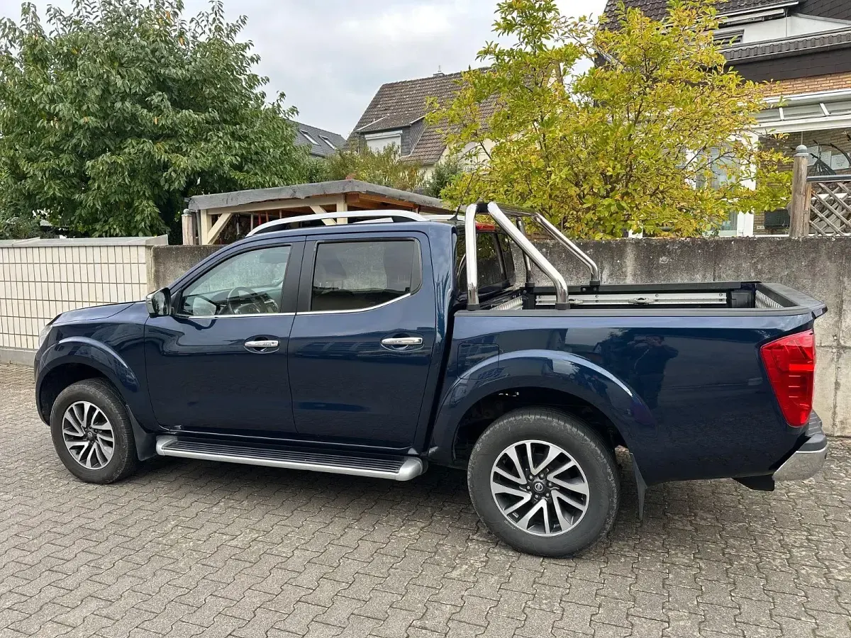 Gebraucht Nissan Navara Tekna 190 PS (139 kW) 2016 Blau Pickup