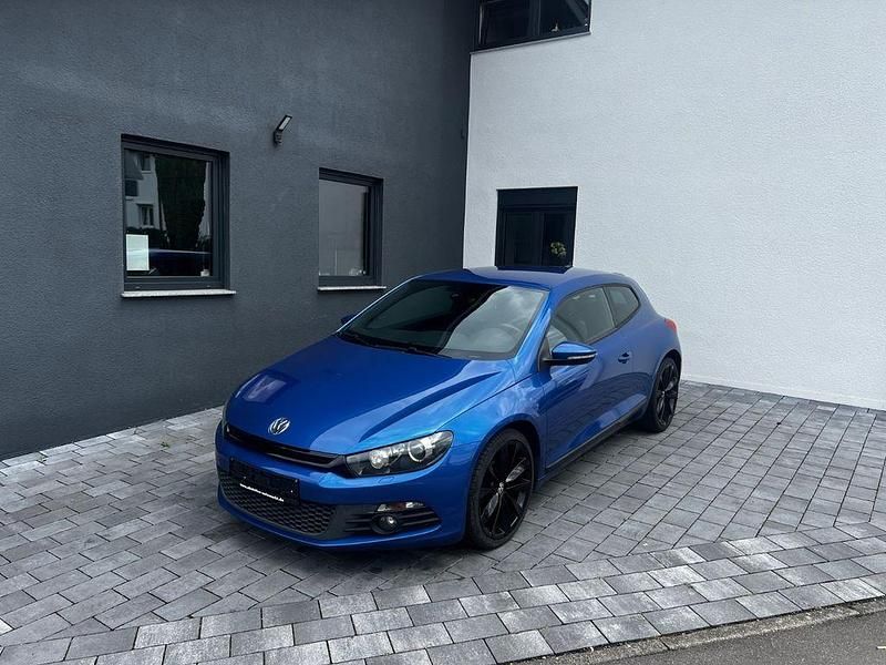 Blau Gebraucht 2010 VW Scirocco Team Coupé | 9.999 € (Fairer Preis) - Bild 1/4