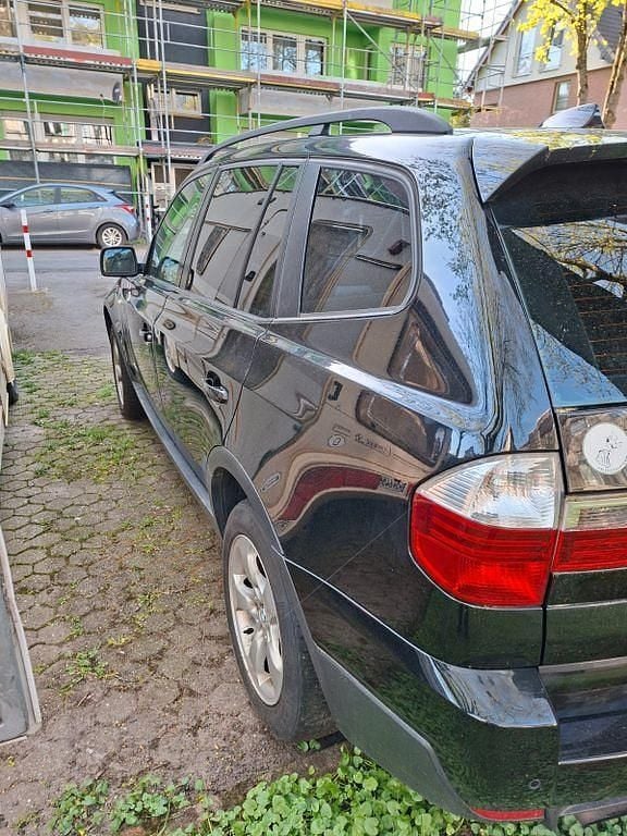 Używany BMW X3 143 KM (105 kW) 2009 Czarny SUV