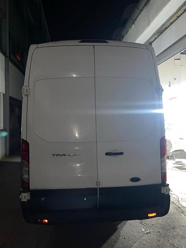 Gebraucht Ford Transit 131 PS (96 kW) 2019 Weiß Van / Kleinbus