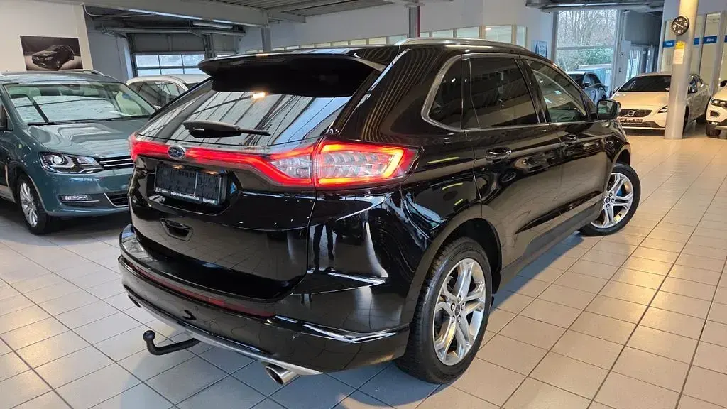 Usata Ford Edge Titanium 209 CV (153 kW) 2016 Nero SUV