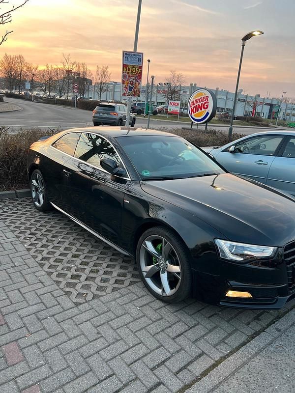 Second-hand Audi A5 S-Line 204 CP (150 kW) 2015 Negru Coupe