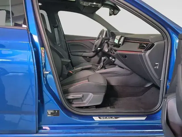 Gebraucht Skoda Scala Monte Carlo 150 PS (110 kW) 2026 Raceblau Kleinwagen