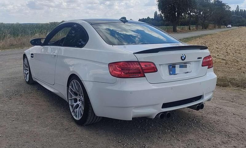 Weiß Gebraucht 2012 BMW M3 Competition Edition Coupé | 46.150 € (Fairer Preis) - Bild 1/4