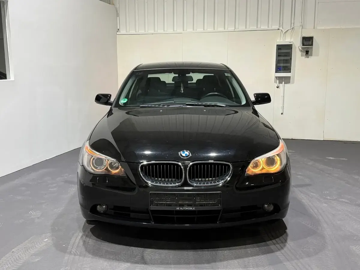 Gebraucht BMW 530 231 PS (169 kW) 2004 Schwarz Limousine