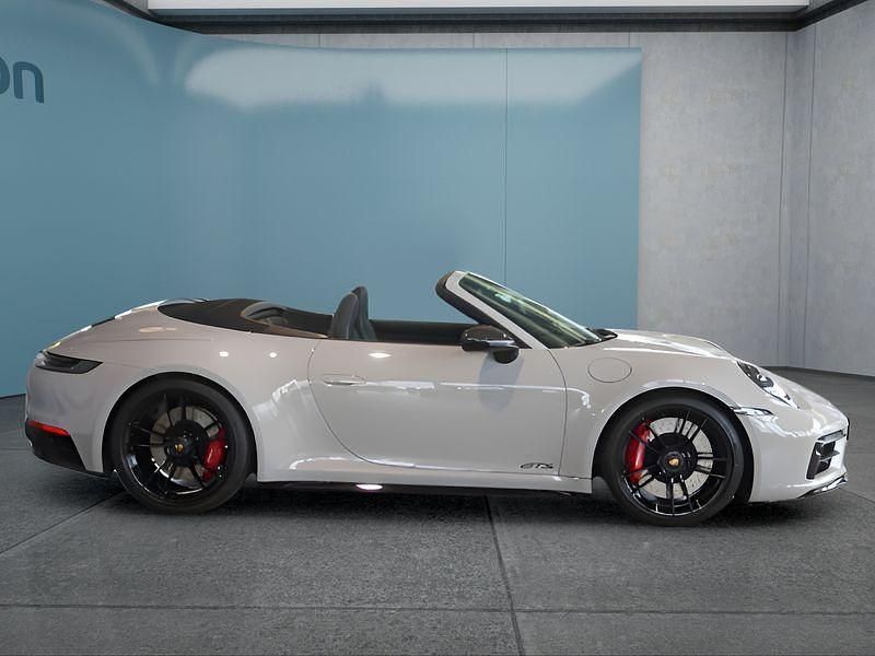 Grau Gebraucht 2023 Porsche 911 Carrera 4 Cabriolet Cabrio | 178.949 € - Bild 1/4