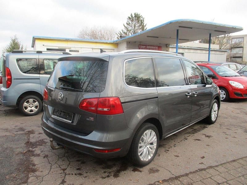 Gebraucht VW Sharan Style 150 PS (110 kW) 2011 Grau Van / Kleinbus