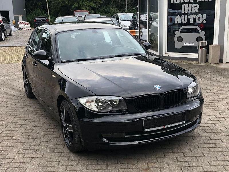 Schwarz Gebraucht 2009 BMW 116 Advantage Kleinwagen | 4.450 € (Fairer Preis) - Bild 1/4