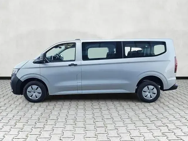Neu VW Caravelle 110 PS (80 kW) 2025 Van