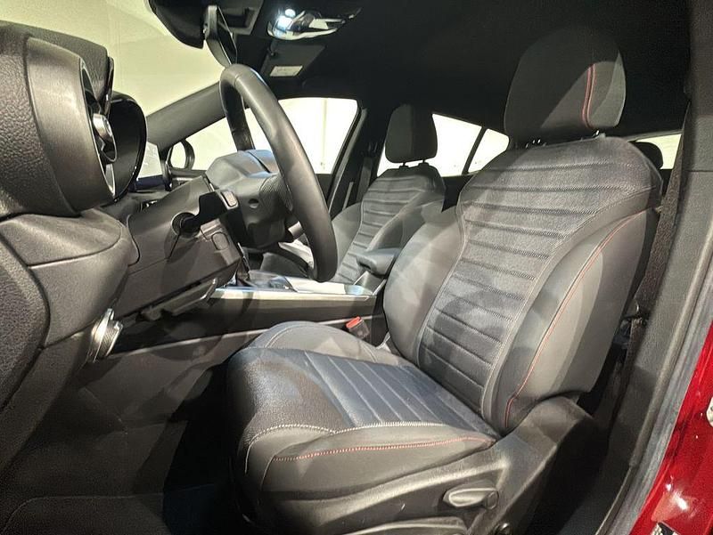 Gebraucht Alfa Romeo Tonale Sprint 131 PS (96 kW) 2023 Rot SUV