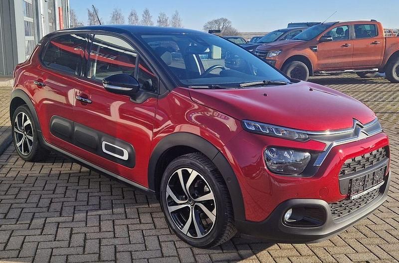Gebraucht Citroën C3 Shine 110 PS (80 kW) 2021 Elixierrot metallic Limousine