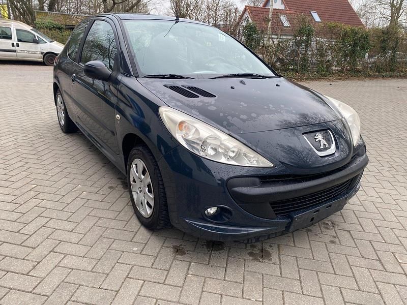 Gebraucht Peugeot 206 Basis 75 PS (55 kW) 2009 Schwarz Kleinwagen