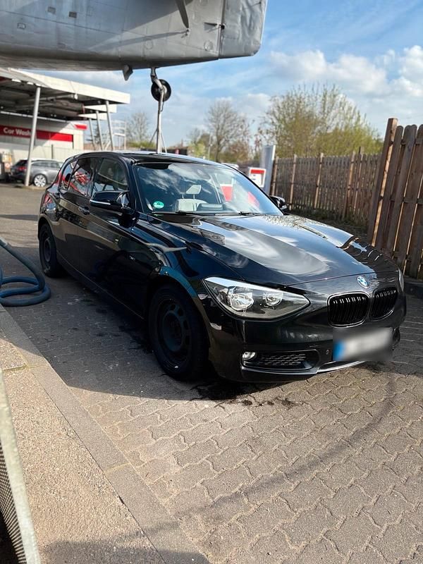 Gebraucht BMW 118 M Performance 170 PS (125 kW) 2012 Schwarz Kleinwagen