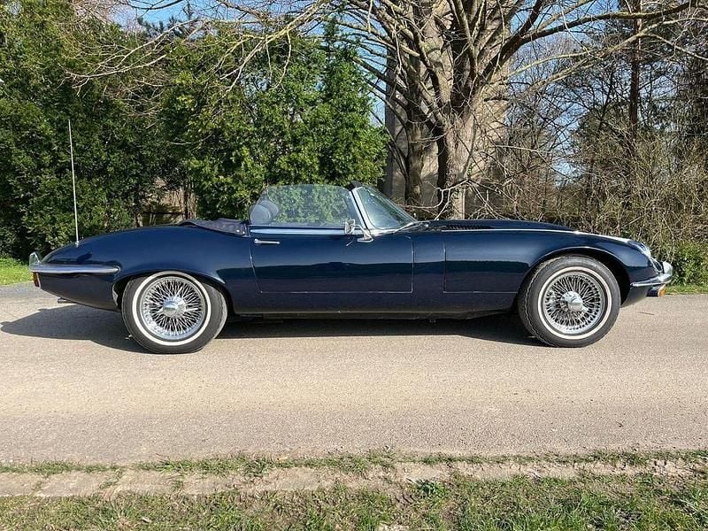 Gebraucht Jaguar E-Type 268 PS (197 kW) 1972 Blau Cabrio