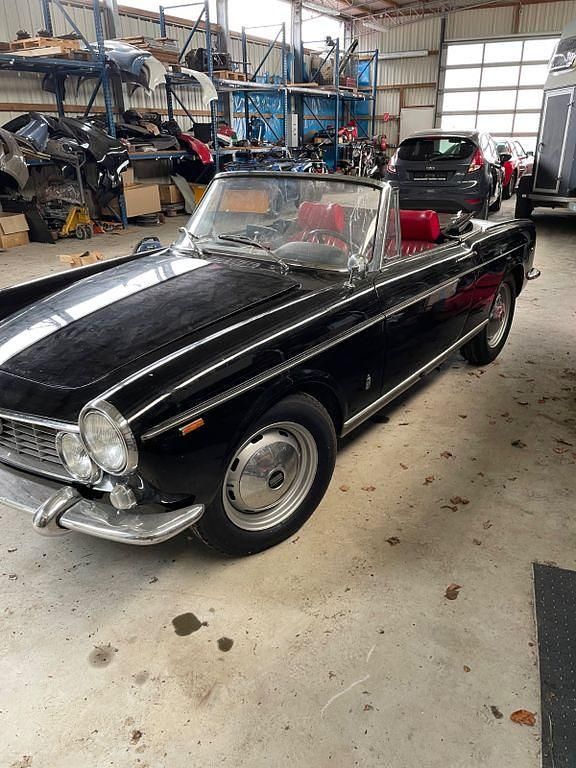 Schwarz Gebraucht 1966 Fiat 1600S S Cabrio | 19.500 € - Bild 1/4