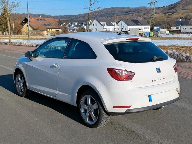 Gebraucht Seat Ibiza SC CONNECT 75 PS (55 kW) 2015 Weiß Kleinwagen