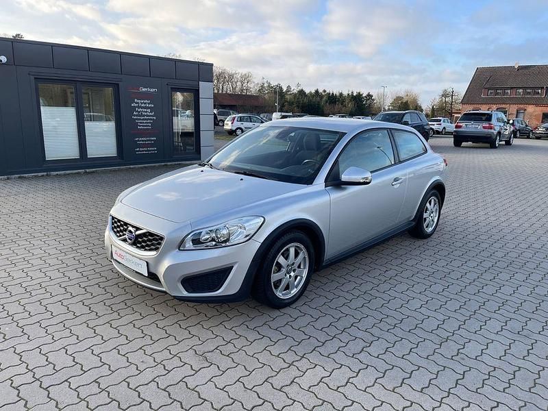 Silver metallic Gebraucht 2010 Volvo C30 Kinetic Kleinwagen | 8.800 € (Teuer) - Bild 1/4