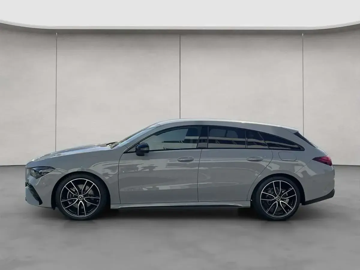Gebraucht Mercedes CLA200 Edition 150 PS (110 kW) 2025 Manufaktur alpingrau uni Kombi