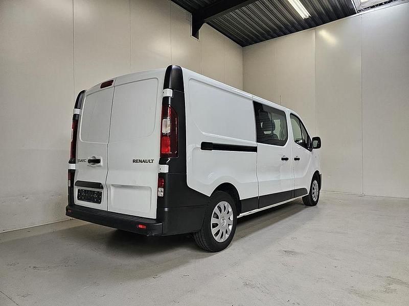 Gebraucht Renault Trafic 120 PS (88 kW) 2021 Weiß Van / Kleinbus