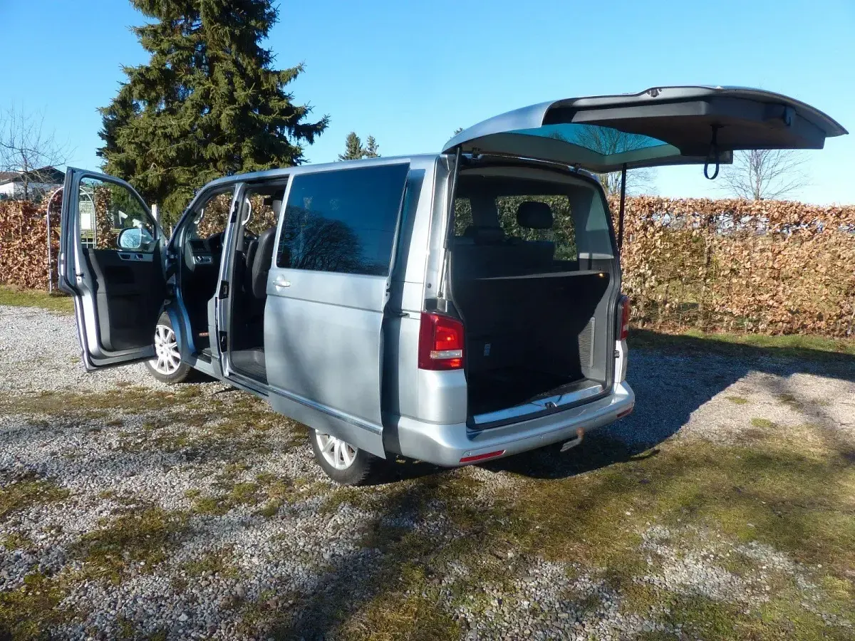 Second-hand VW T5 179 CP (131 kW) 2015 Gri Van