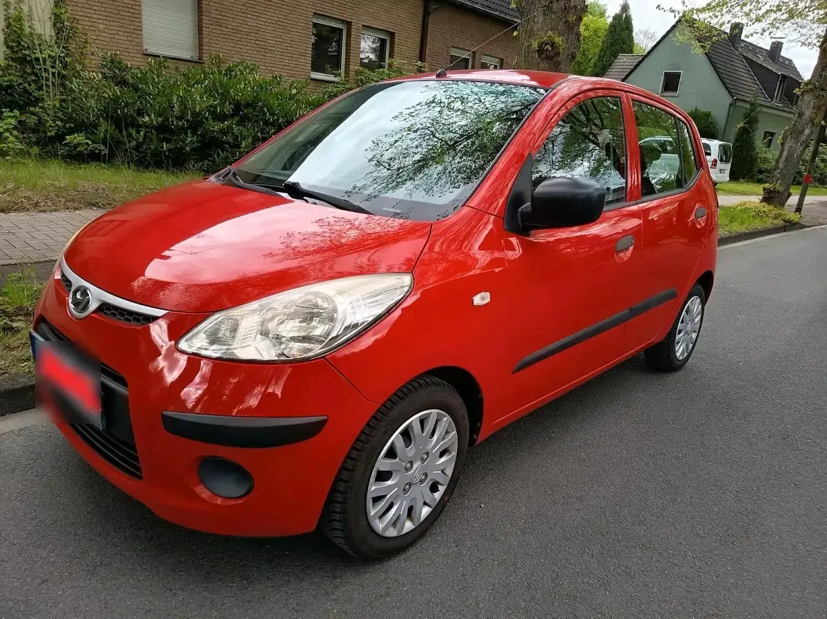 Gebraucht Hyundai i10 69 PS (50 kW) 2010 Rot Kleinwagen